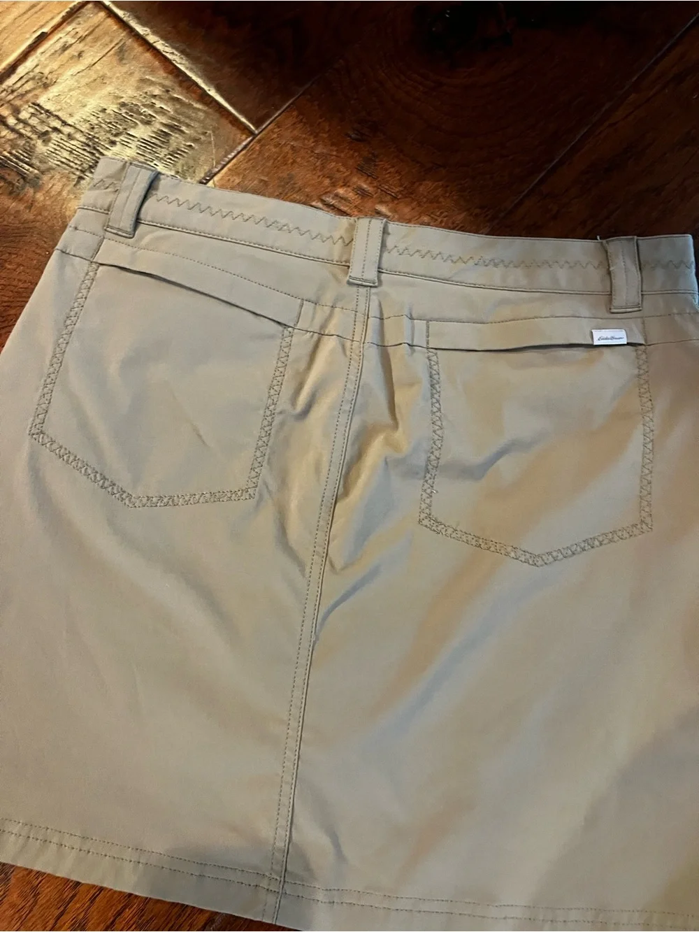 NWT Eddie Bauer Travex Flexion Horizon Skort Size 6 Khaki